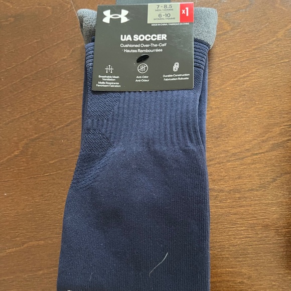 COPY - Under Armour unisex 3 pairs UA Soccer cushioned over the calf socks - Picture 2 of 4